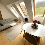 Mitterattweng-florian Und Monika Clodi