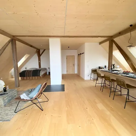 Mitterattweng-florian Und Monika Clodi *