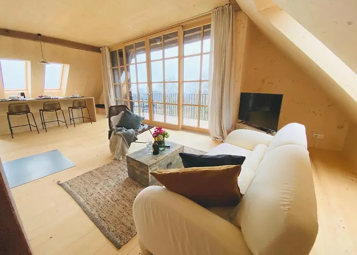 Mitterattweng-florian Und Monika Clodi *